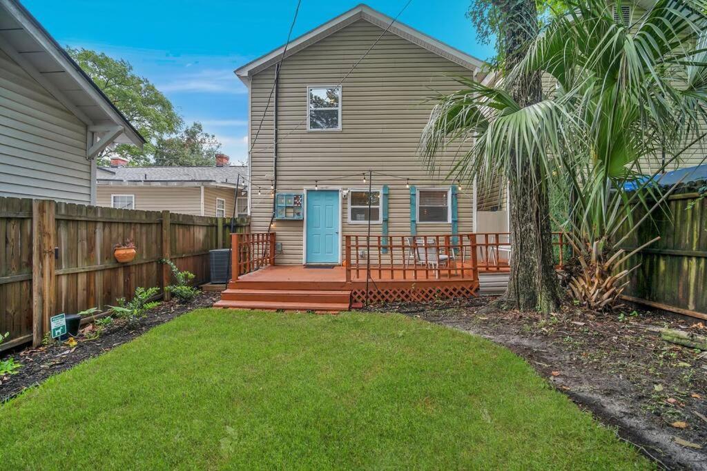 New Cheerful Renovated - 5 Min To Downtown! Holiday home *