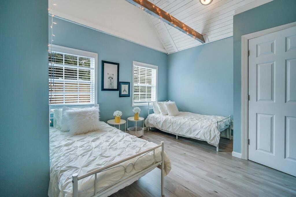 New Cheerful Renovated - 5 Min To Downtown! Holiday home Savannah